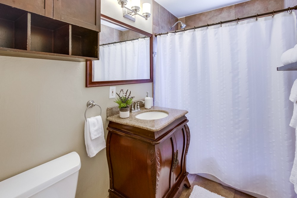 Virtual tour photo 37 of 38 for 4633 Bancroft St APT 1