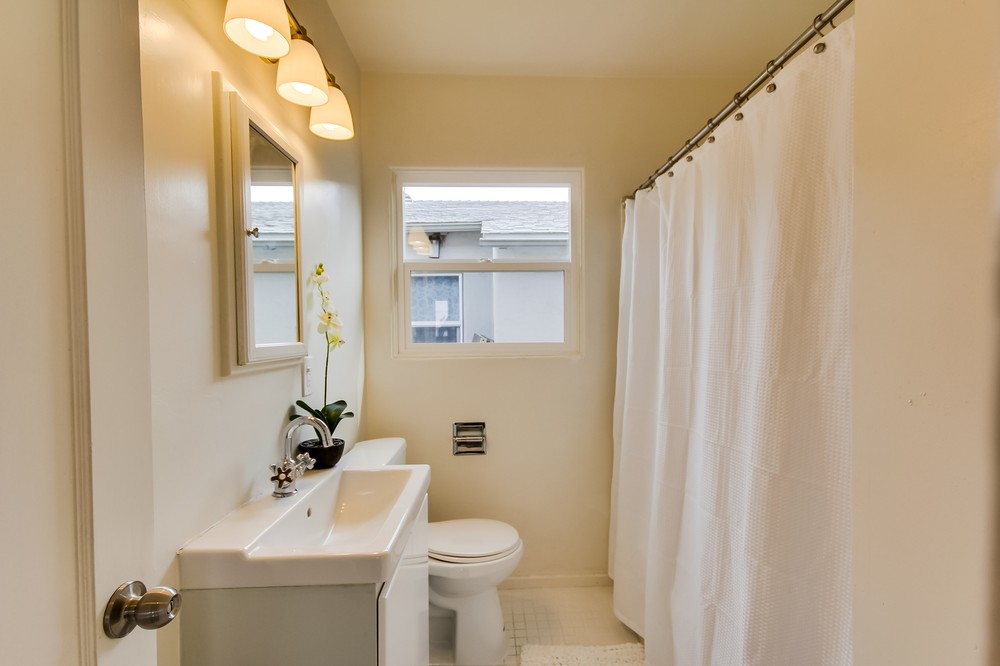 Virtual tour photo 19 of 32 for 4633 Cajon Way