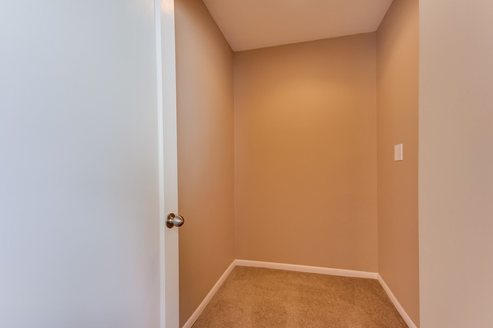 Virtual tour photo 27 of 32 for 4633 Cajon Way