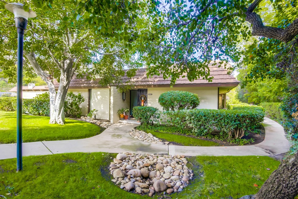 Virtual tour photo 1 of 41 for 4633 Collwood Ln