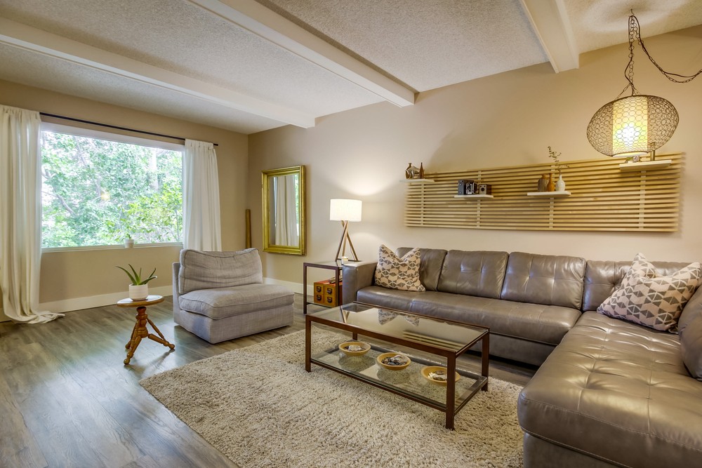 Virtual tour photo 7 of 41 for 4633 Collwood Ln
