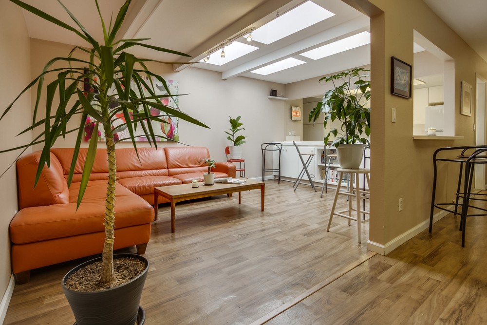 Virtual tour photo 11 of 41 for 4633 Collwood Ln