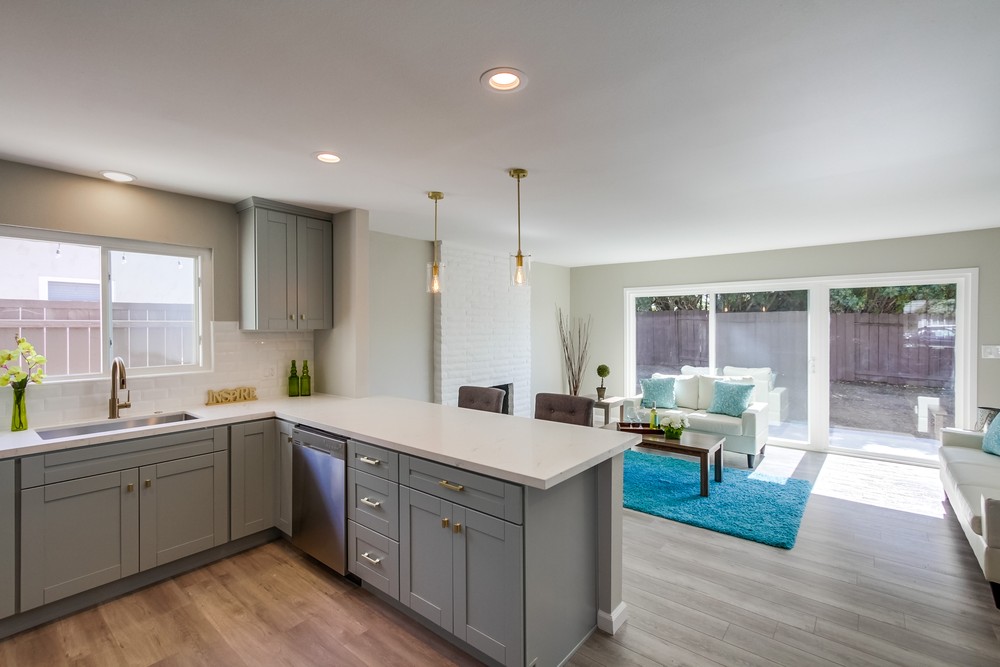 Virtual tour photo 13 of 30 for 4633 Mt Laudo Dr