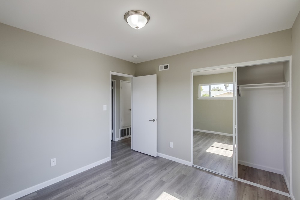 Virtual tour photo 25 of 30 for 4633 Mt Laudo Dr
