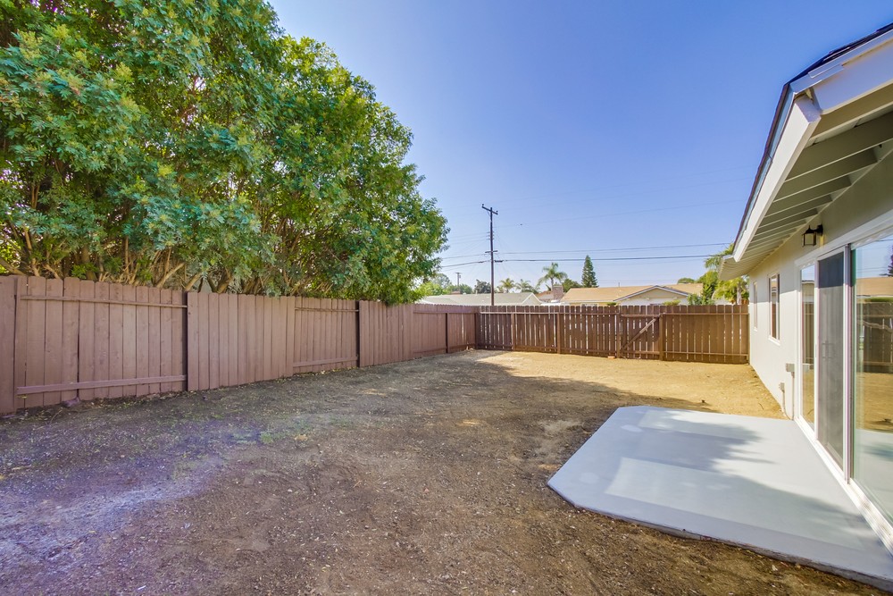 Virtual tour photo 28 of 30 for 4633 Mt Laudo Dr