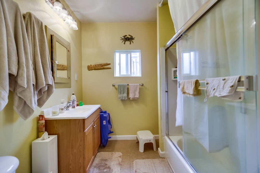 Virtual tour photo 24 of 35 for 4636 Lotus St