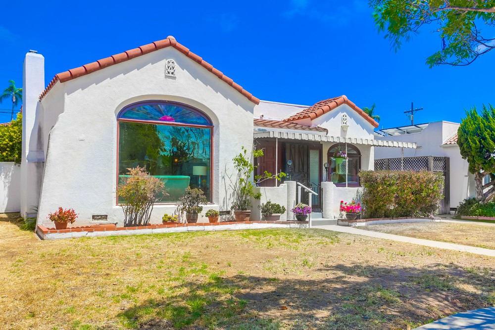 Virtual tour photo 5 of 57 for 4637 Van Dyke Ave