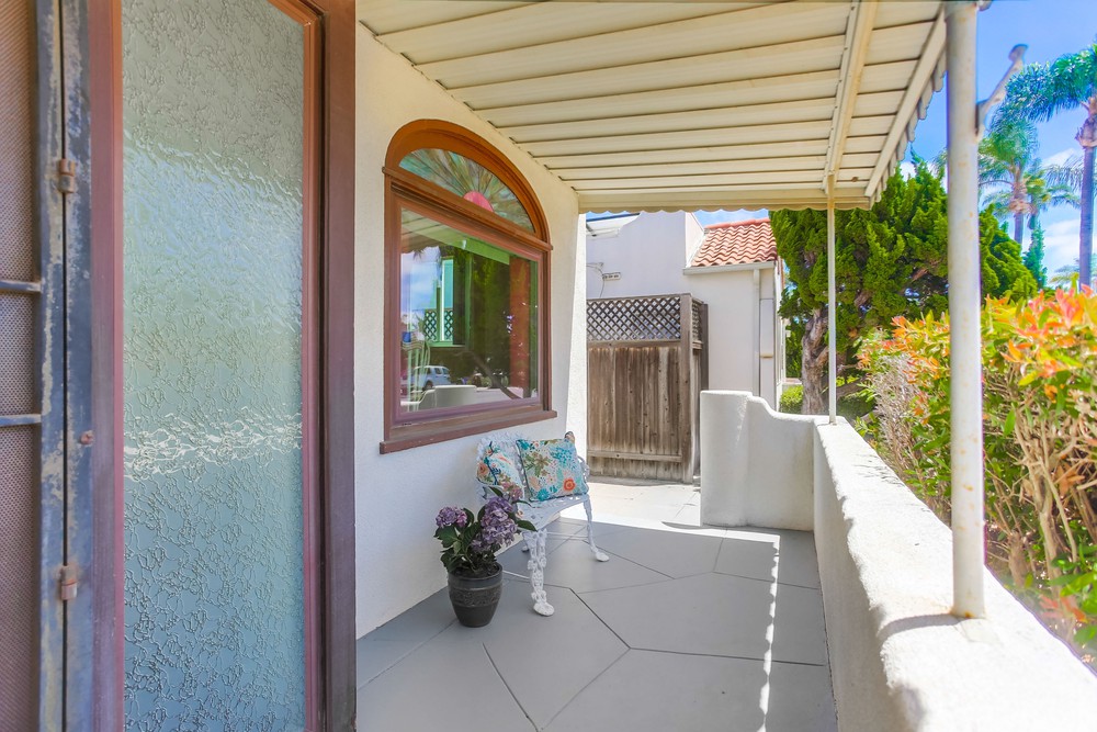 Virtual tour photo 8 of 57 for 4637 Van Dyke Ave