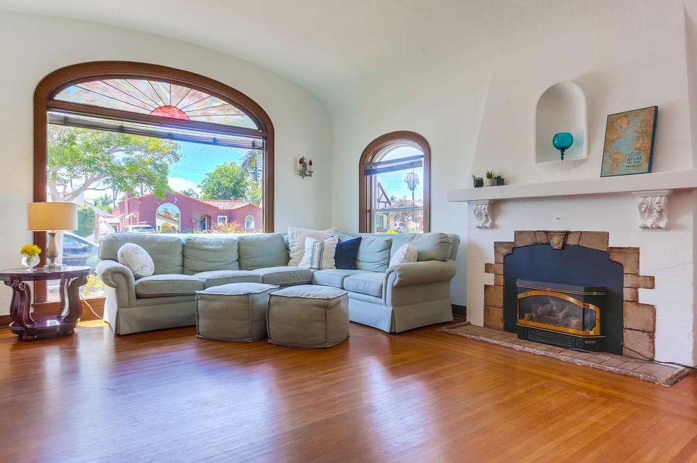 Virtual tour photo 12 of 57 for 4637 Van Dyke Ave