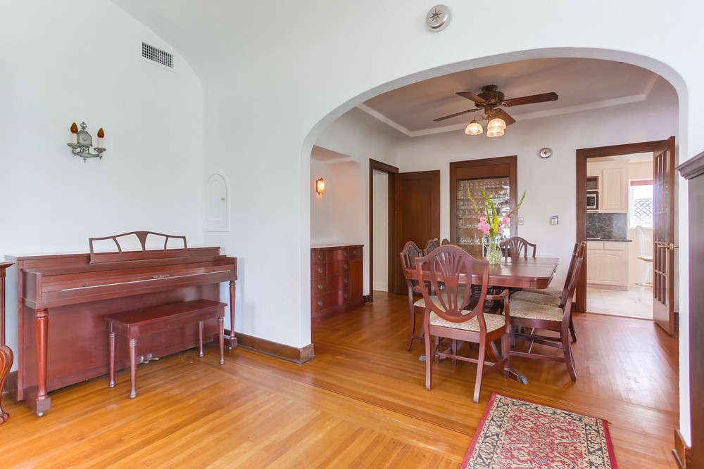 Virtual tour photo 15 of 57 for 4637 Van Dyke Ave