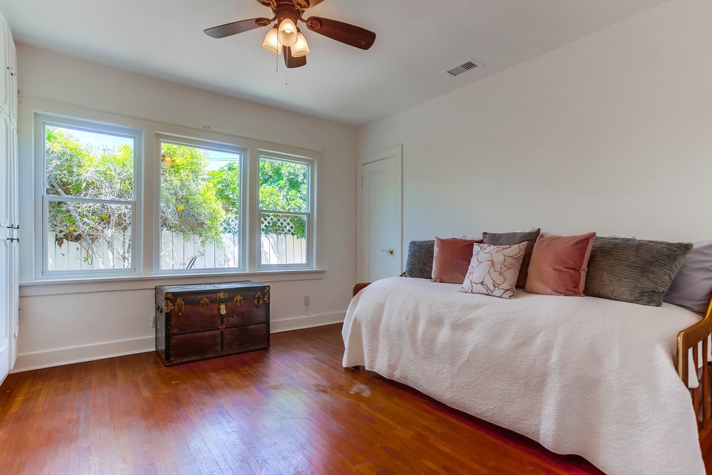 Virtual tour photo 29 of 57 for 4637 Van Dyke Ave