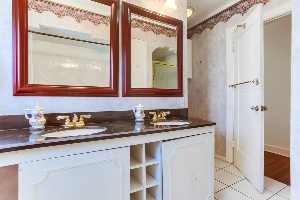 Virtual tour photo 36 of 57 for 4637 Van Dyke Ave