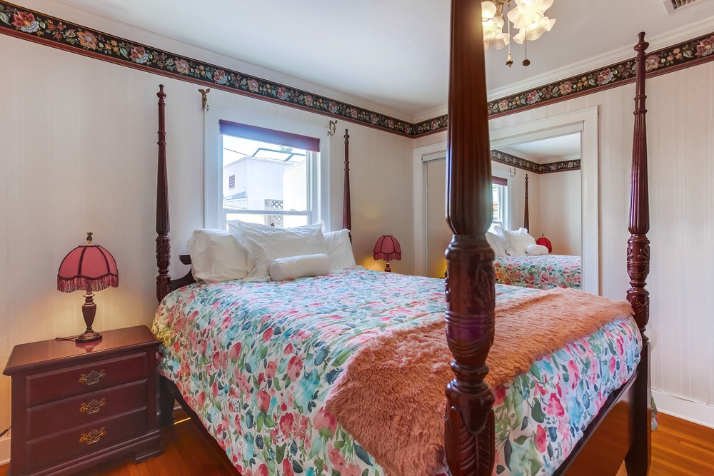 Virtual tour photo 39 of 57 for 4637 Van Dyke Ave