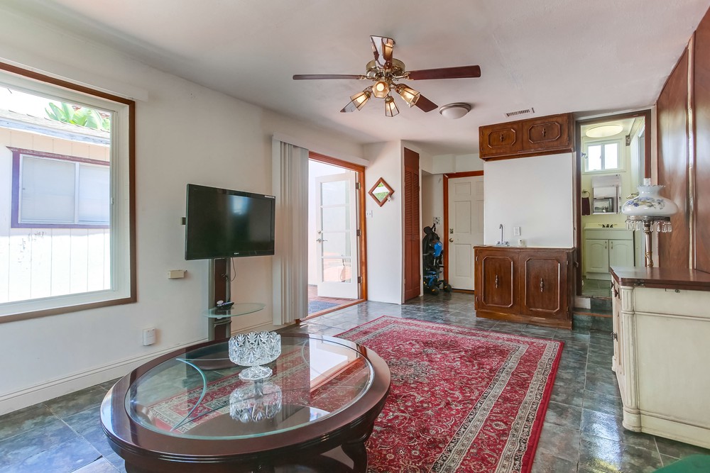Virtual tour photo 47 of 57 for 4637 Van Dyke Ave
