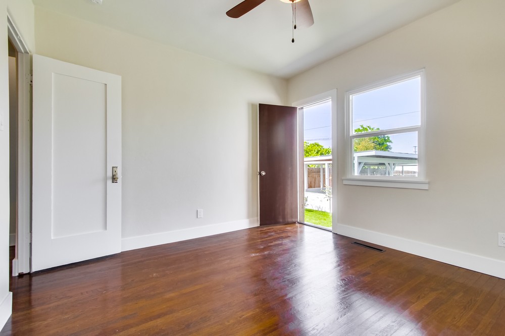 Virtual tour photo 25 of 53 for 4638 60th Street