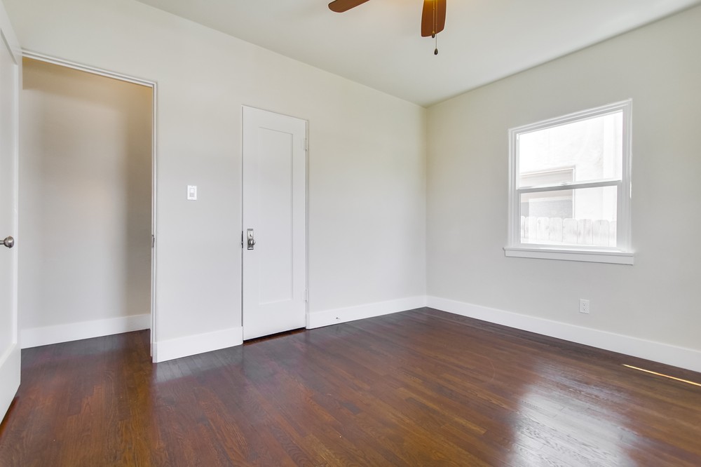 Virtual tour photo 34 of 53 for 4638 60th Street