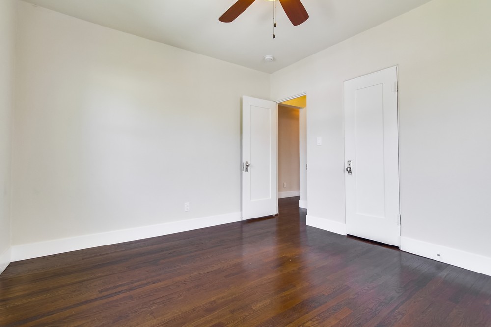Virtual tour photo 35 of 53 for 4638 60th Street