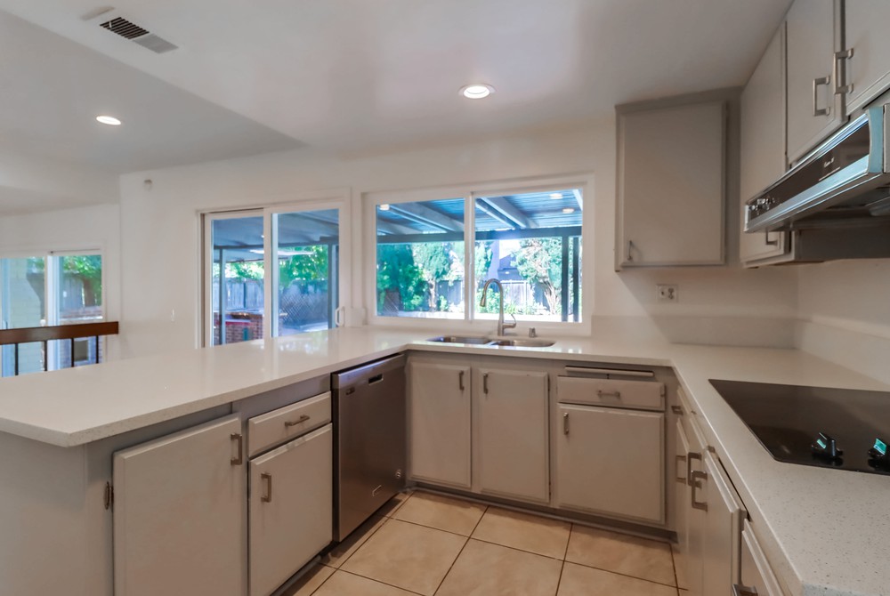 Virtual tour photo 20 of 59 for 4638 Terraza Cir