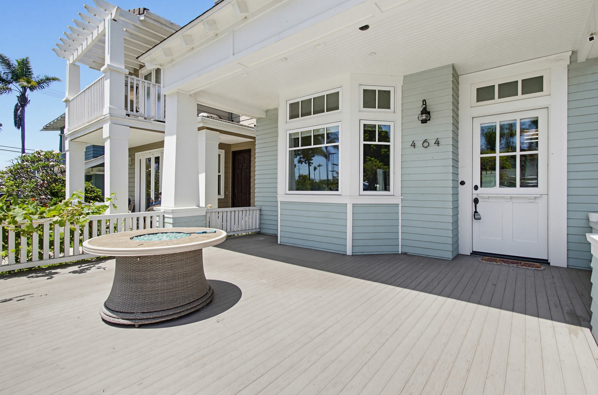 Virtual tour photo 4 of 79 for 464 C Ave