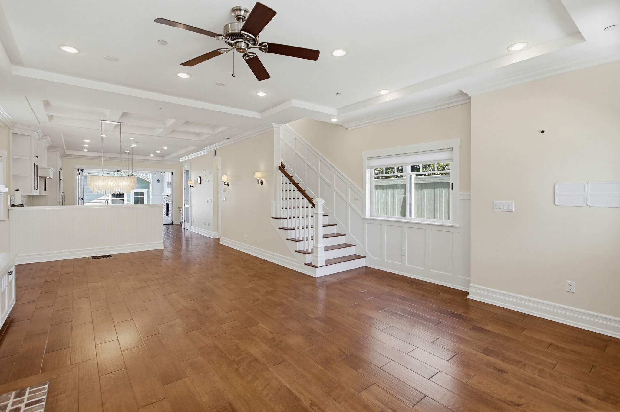 Virtual tour photo 9 of 79 for 464 C Ave