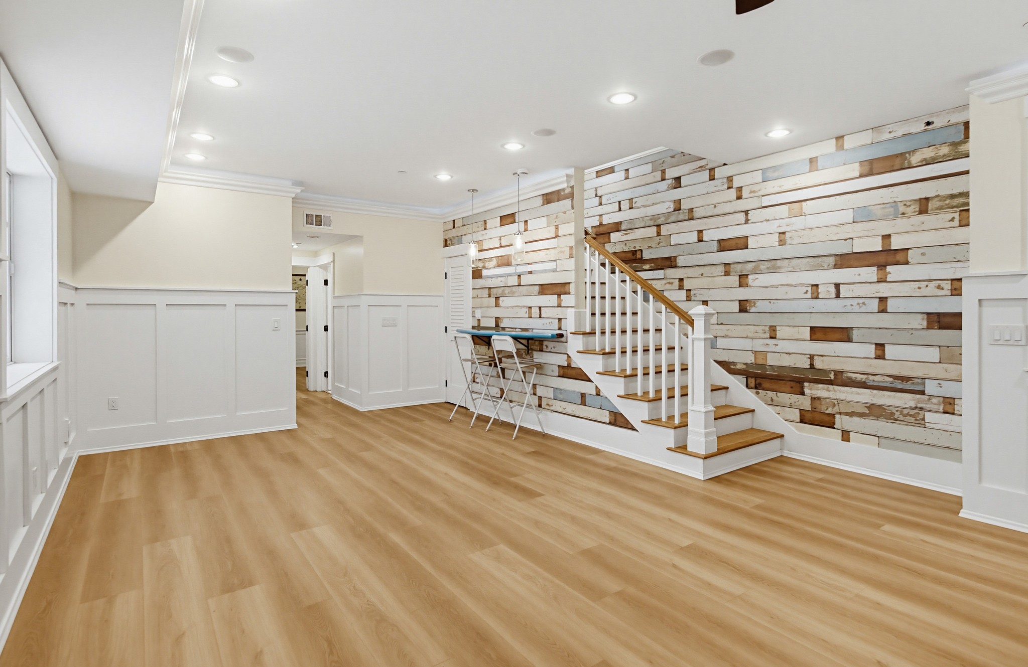 Virtual tour photo 34 of 79 for 464 C Ave