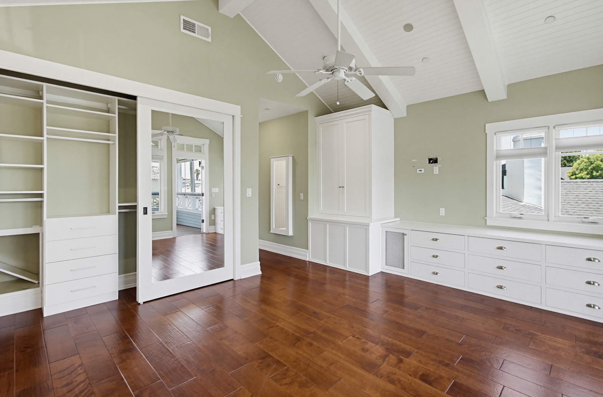 Virtual tour photo 61 of 79 for 464 C Ave