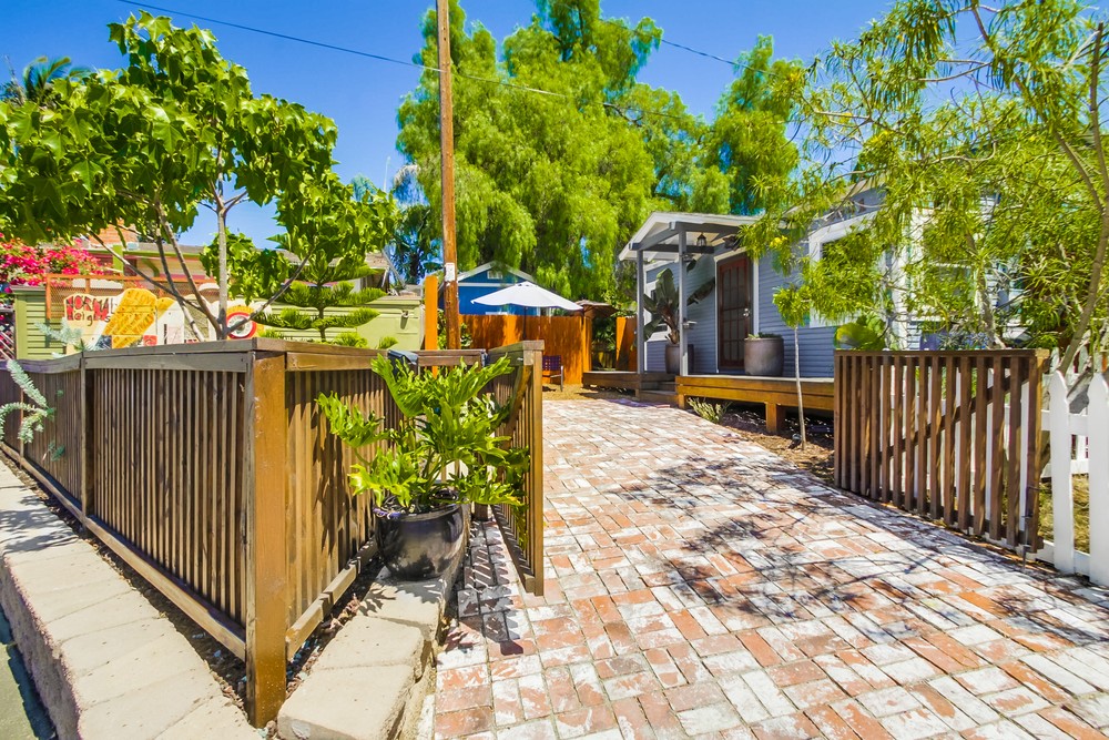 Virtual tour photo 1 of 48 for 4641 38th St