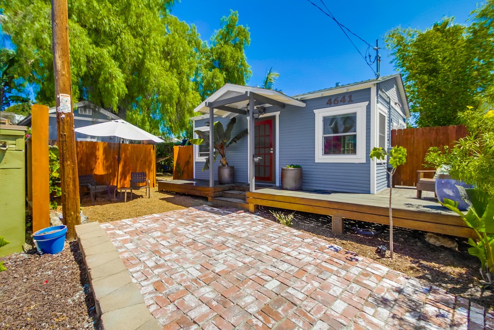 Virtual tour photo 3 of 48 for 4641 38th St
