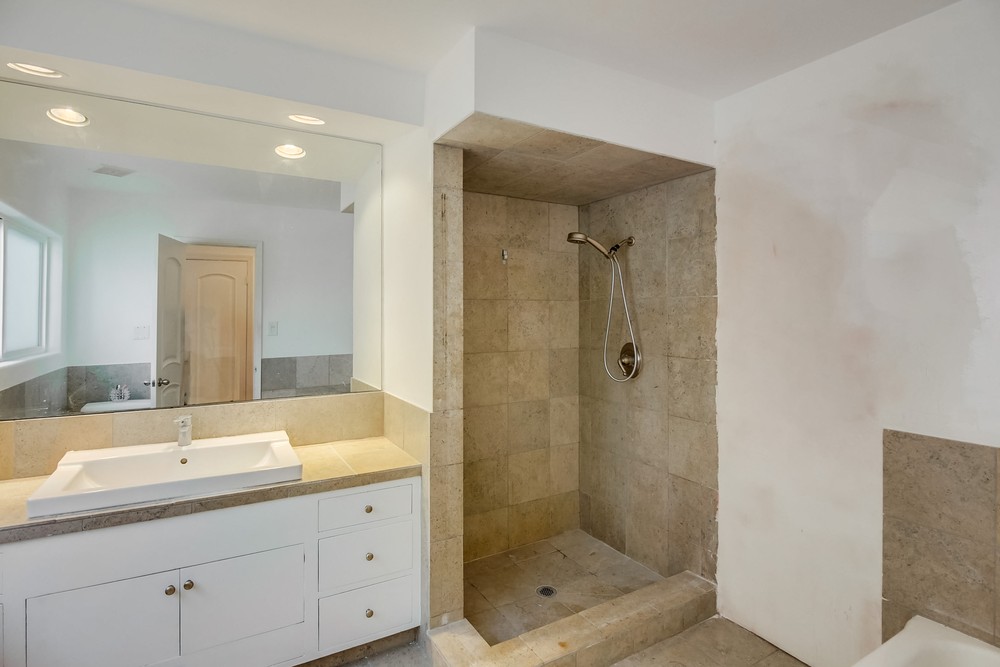 Virtual tour photo 35 of 45 for 4643 Alice St