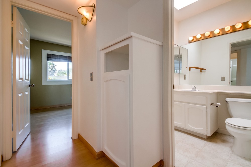 Virtual tour photo 18 of 26 for 4645 Mississippi St #6