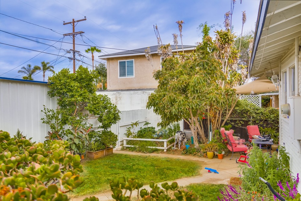 Virtual tour photo 9 of 36 for 4647 Larkspur St