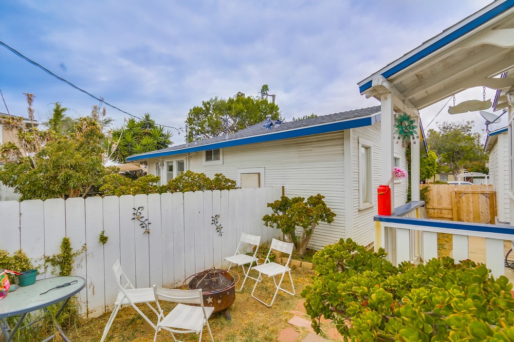 Virtual tour photo 17 of 36 for 4647 Larkspur St