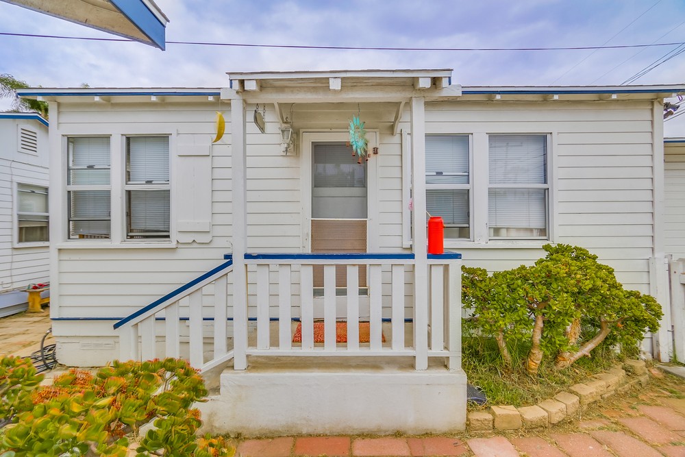Virtual tour photo 14 of 36 for 4647 Larkspur St