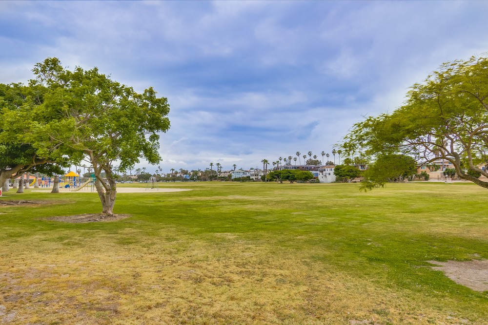 Virtual tour photo 33 of 36 for 4647 Larkspur St