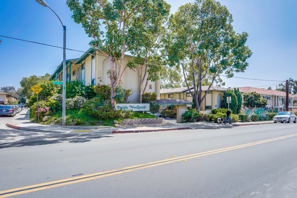 Virtual tour photo 3 of 44 for 4647 Pico St APT 104