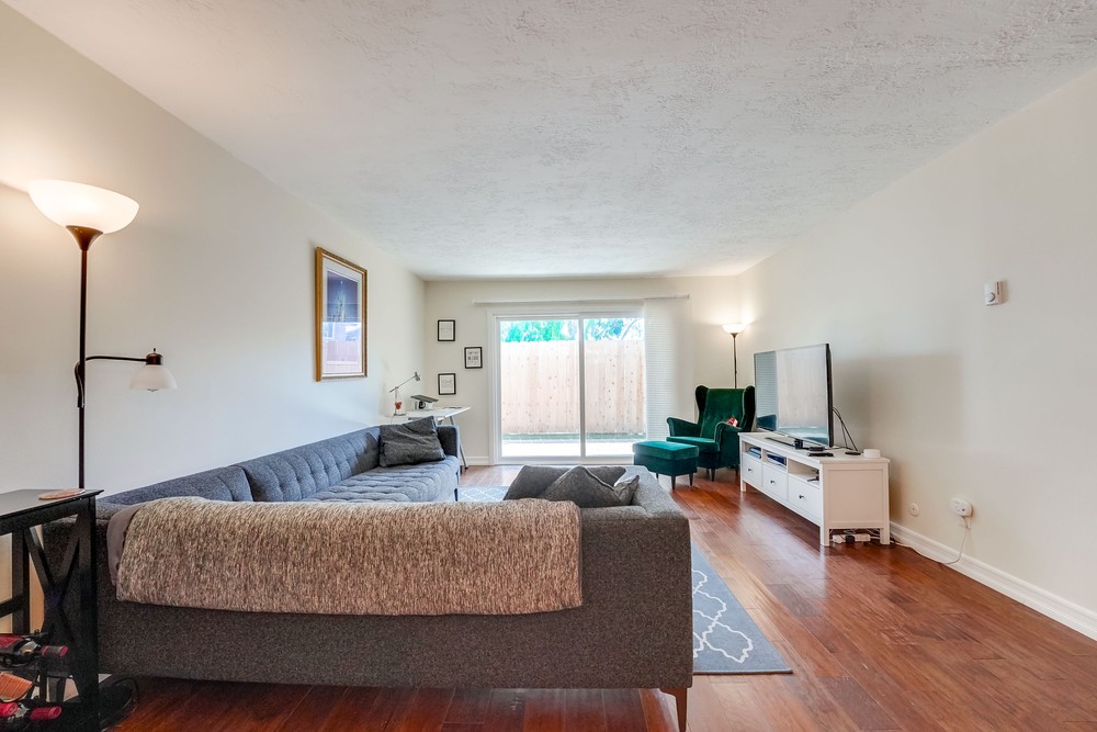 Virtual tour photo 9 of 44 for 4647 Pico St APT 104