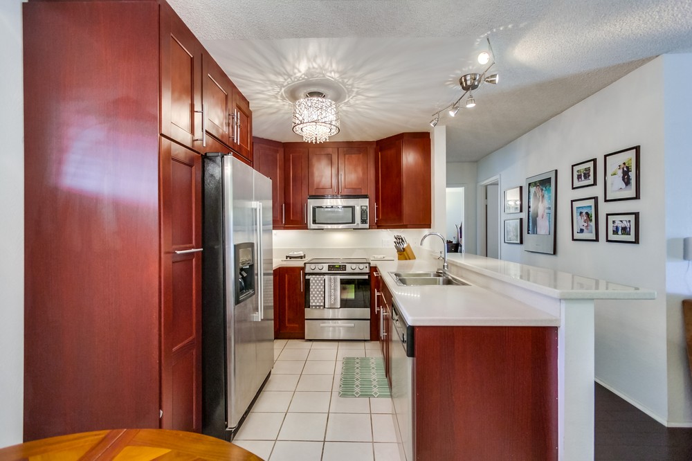 Virtual tour photo 1 of 14 for 4647 Pico Street #205