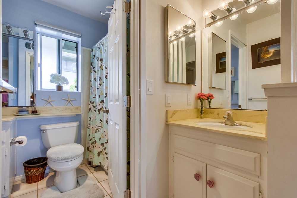 Virtual tour photo 9 of 14 for 4647 Pico Street #205