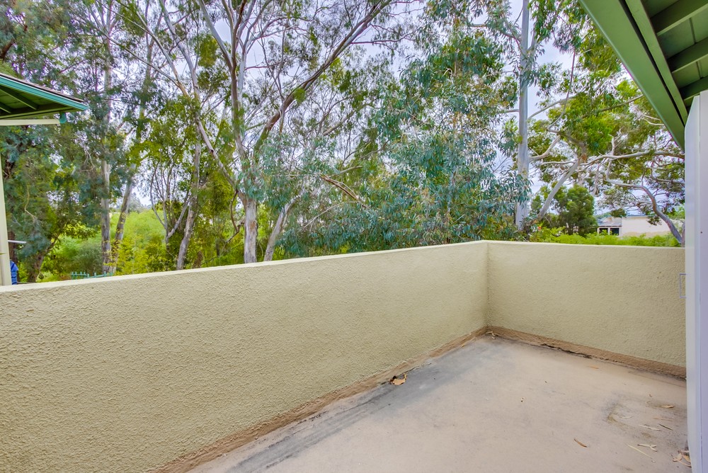 Virtual tour photo 8 of 14 for 4647 Pico Street #205