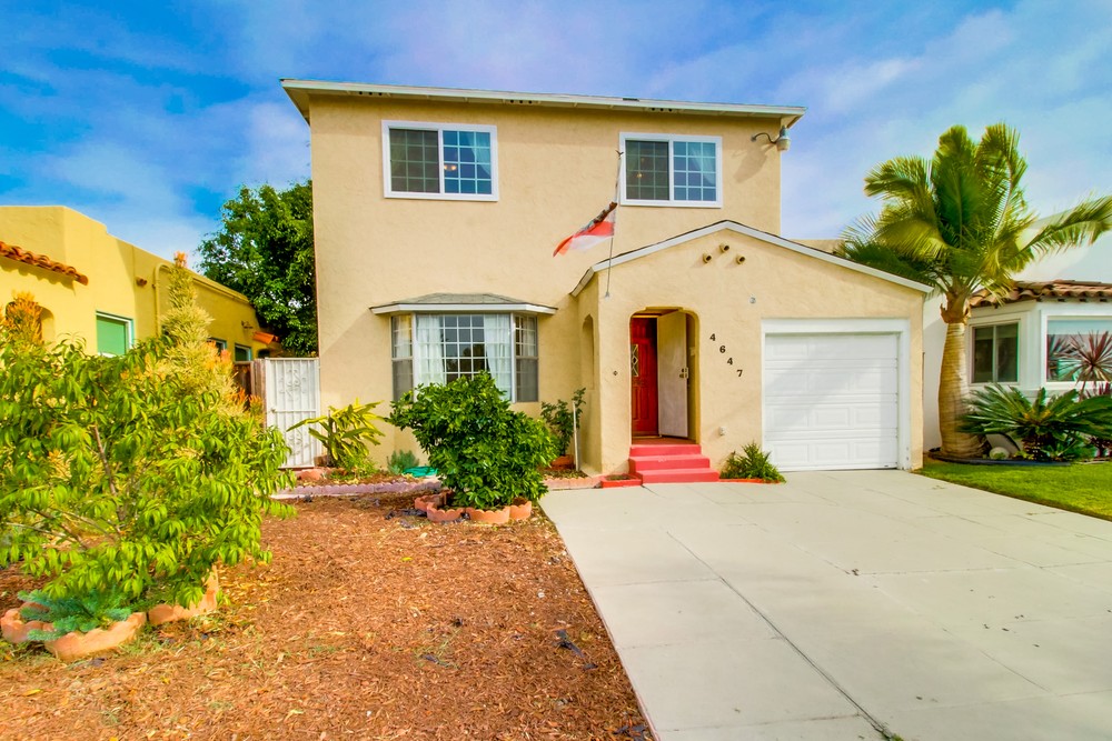 Virtual tour photo 3 of 65 for 4647 Winona Ave