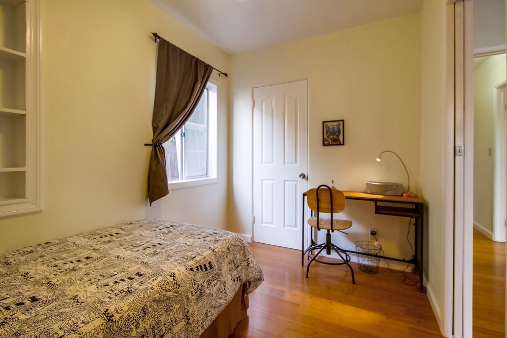 Virtual tour photo 19 of 65 for 4647 Winona Ave
