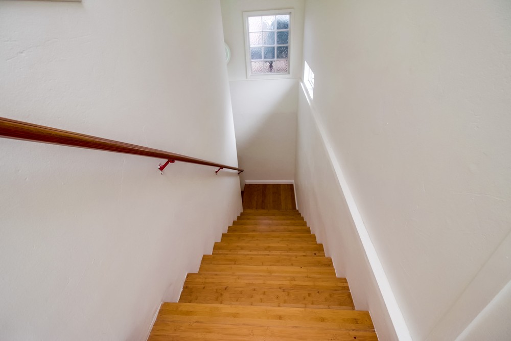 Virtual tour photo 30 of 65 for 4647 Winona Ave