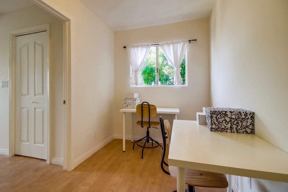 Virtual tour photo 49 of 65 for 4647 Winona Ave