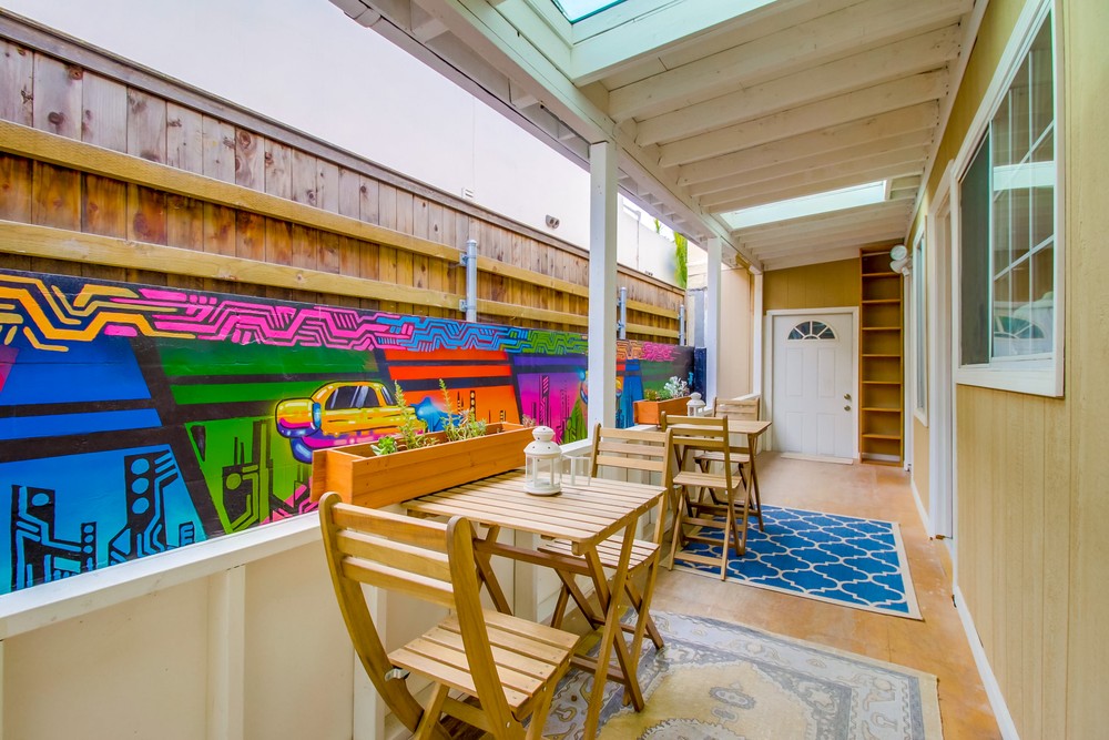 Virtual tour photo 63 of 65 for 4647 Winona Ave