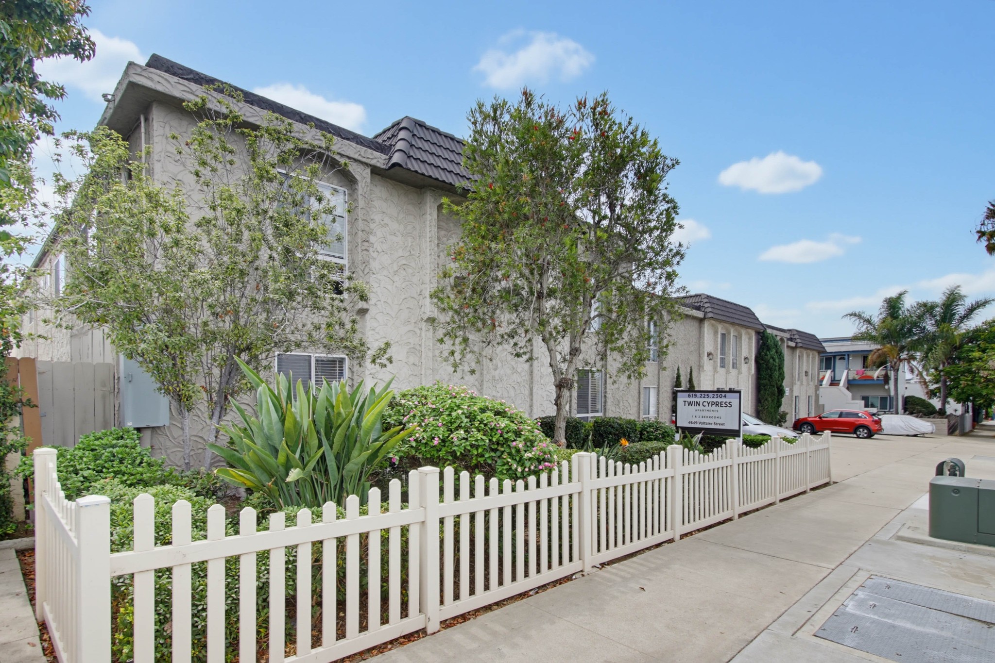 Virtual tour photo 5 of 91 for 4649 Voltaire St