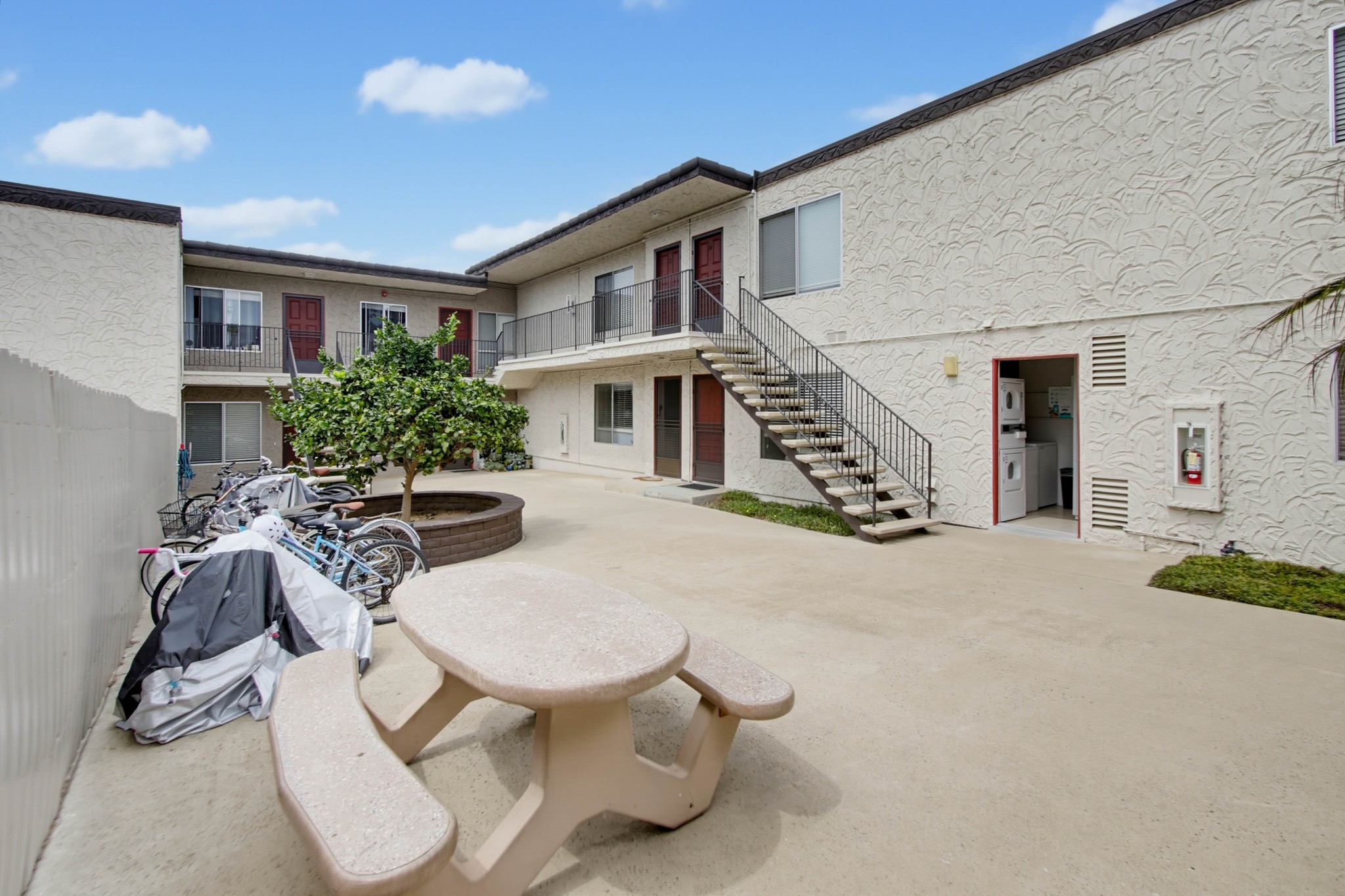 Virtual tour photo 13 of 91 for 4649 Voltaire St