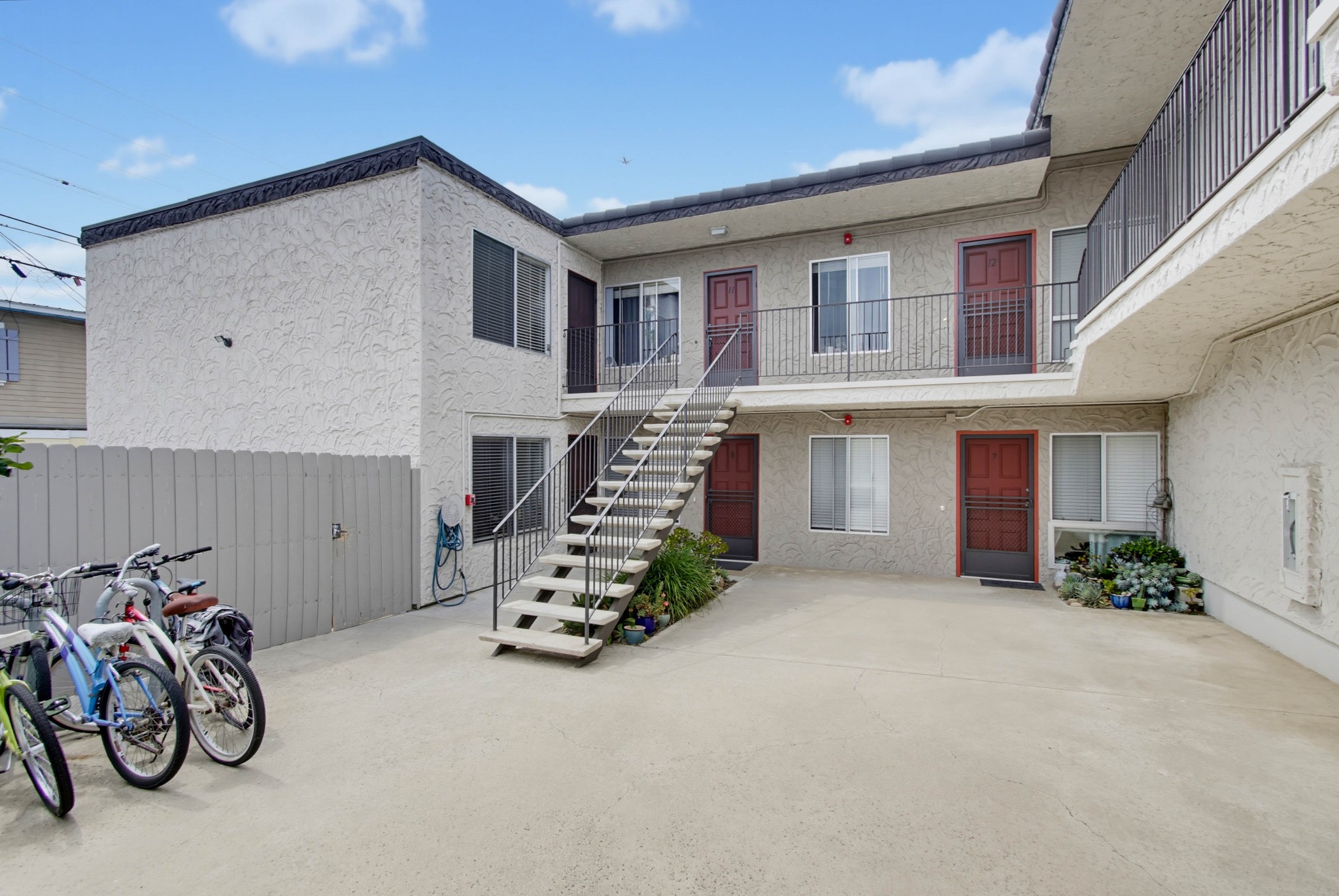 Virtual tour photo 17 of 91 for 4649 Voltaire St