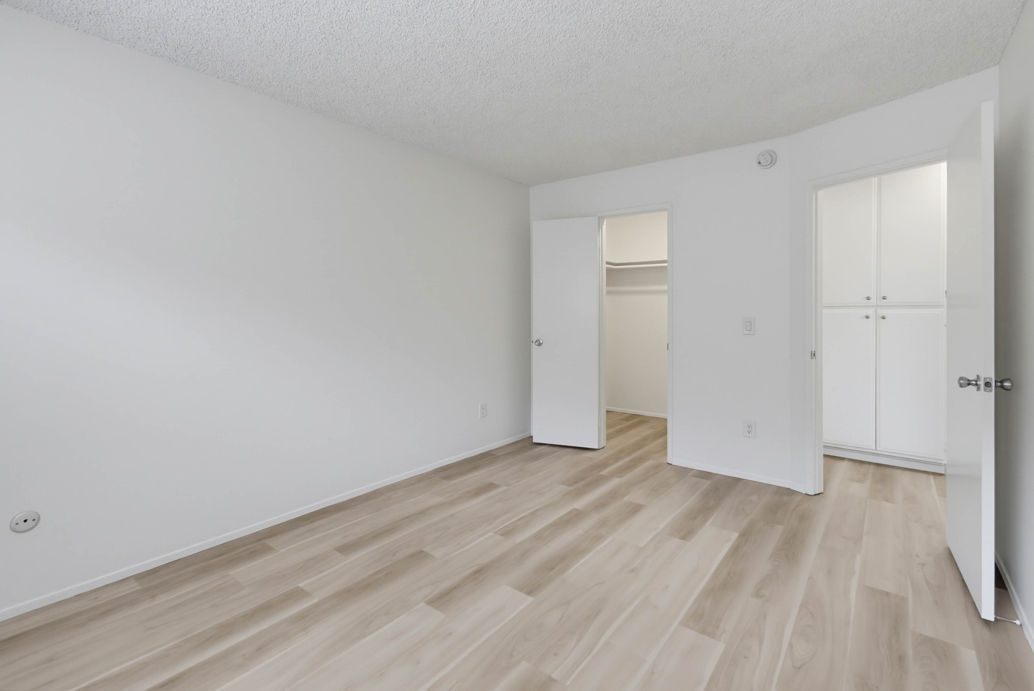 Virtual tour photo 37 of 91 for 4649 Voltaire St