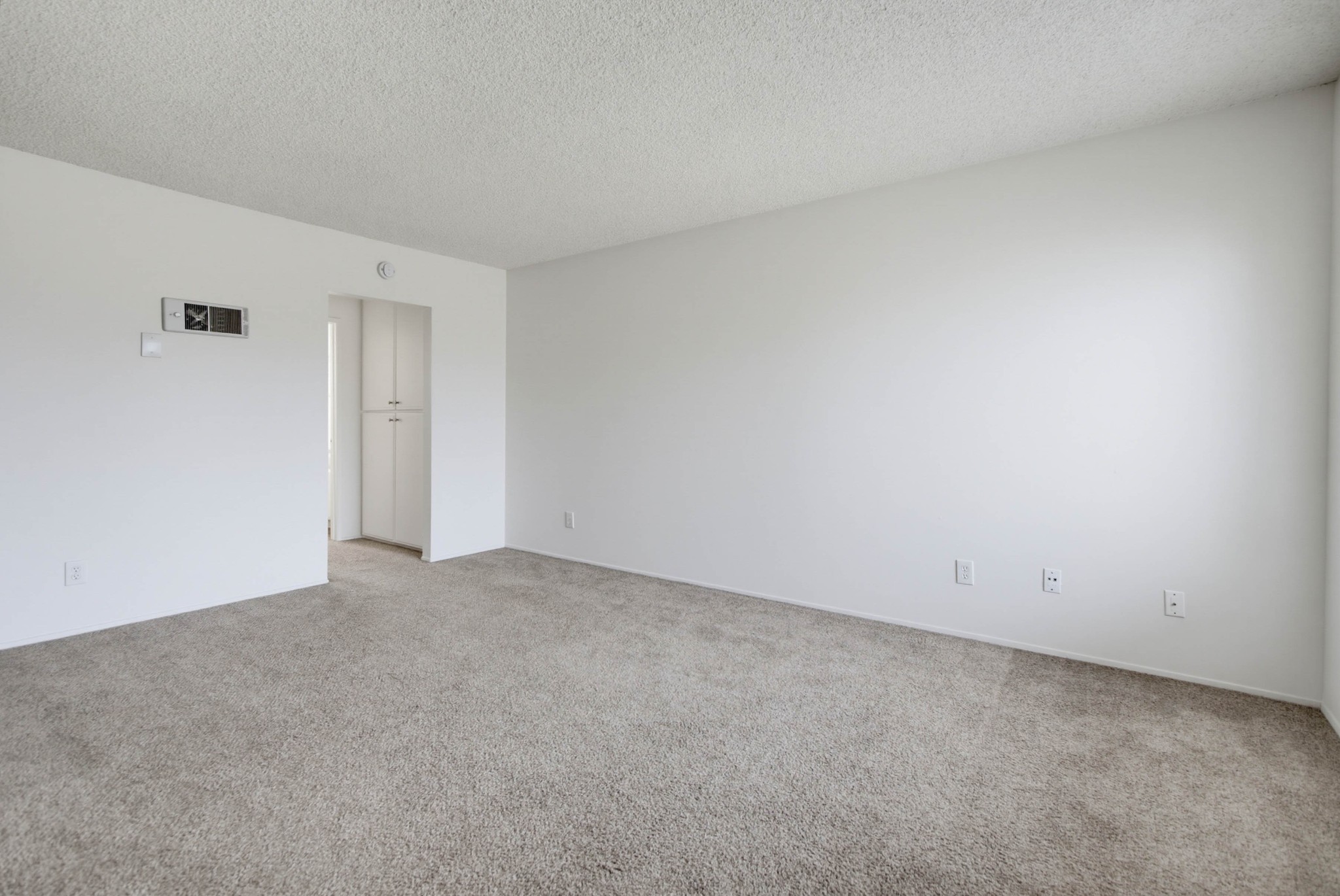 Virtual tour photo 44 of 91 for 4649 Voltaire St