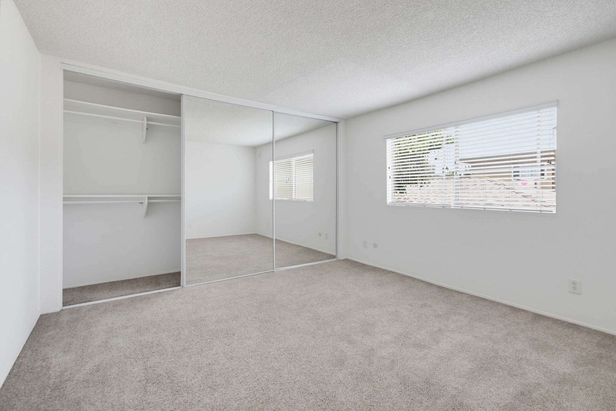 Virtual tour photo 56 of 91 for 4649 Voltaire St